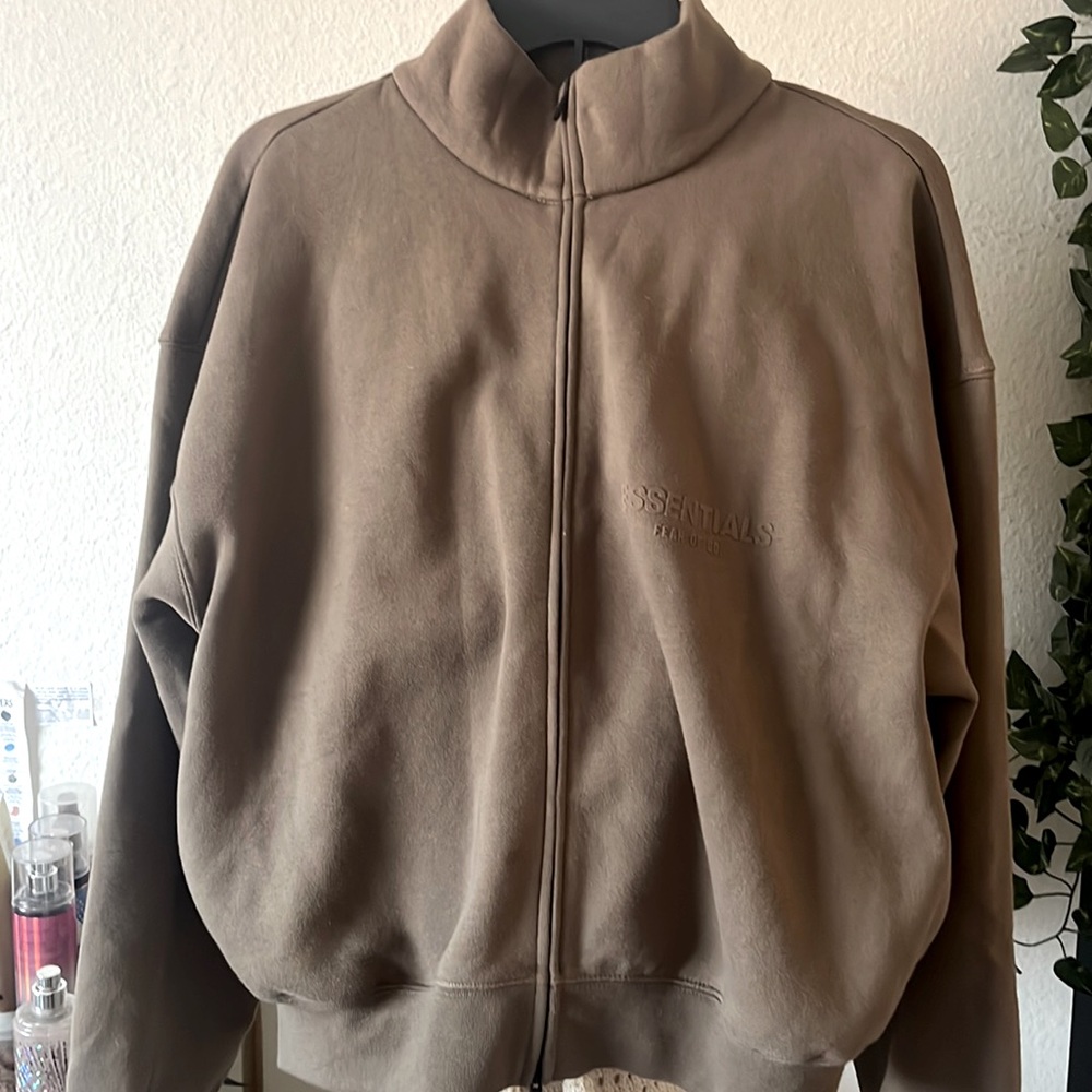 Essentials fear of god sweater